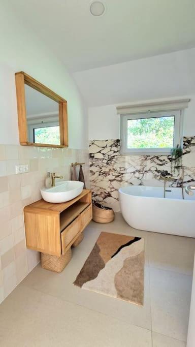 Haus Am Waldrand Und In Seenaehe レーニン エクステリア 写真