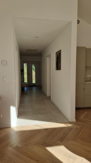Haus Am Waldrand Und In Seenaehe レーニン エクステリア 写真